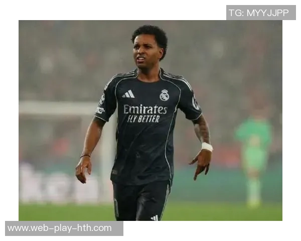 世体报道罗德里戈在客战本菲卡时被红牌罚下或将面临两场以上禁赛处罚